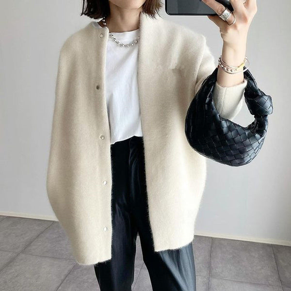 Damski długi kardigan dzianinowy z zapięciem na napy-Cardigan for women-Olave