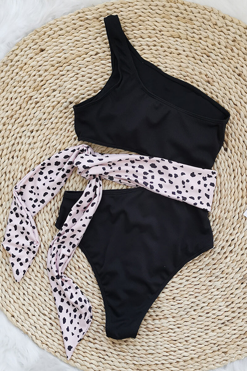 Damski dwuczęściowy strój kąpielowy na jedno ramię z prążkowanego materiału i wiązaniem-Jumpsuits for women-Olave