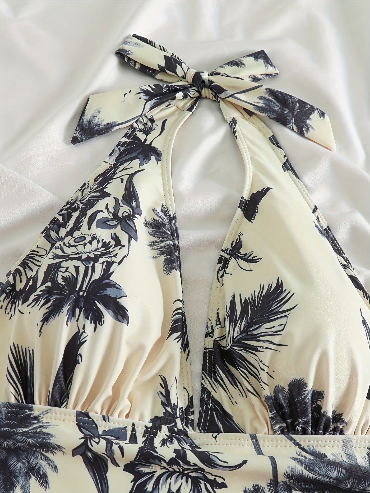 Damski jednoczęściowy strój kąpielowy z dekoltem V, wiązaniem na szyi i nadrukiem w palmy-Swimwear for women-Olave