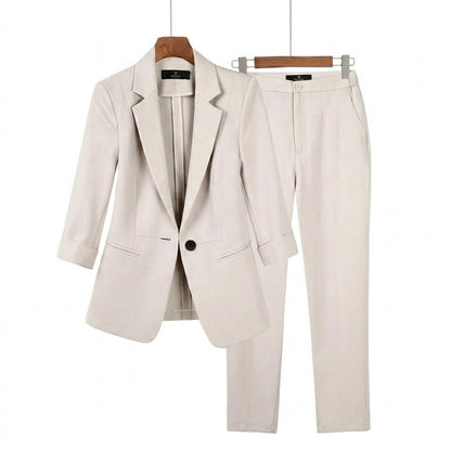 Damski komplet garniturowy z marynarką z rękawami 3/4 i spodniami-Sets for women-Olave