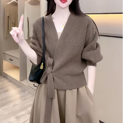 Damski sweter kopertowy z dekoltem V i wiązaniem w talii-Sweaters for Women-Olave