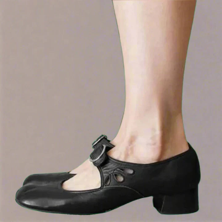 Damskie buty typu Mary Jane z paskiem i zapięciem na klamrę-Footwear for women-Olave