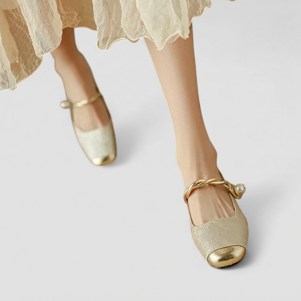 Damskie buty typu Mary Jane z roślinnym wzorem, metalicznym noskiem i zdobionym obcasem-Footwear for women-Olave