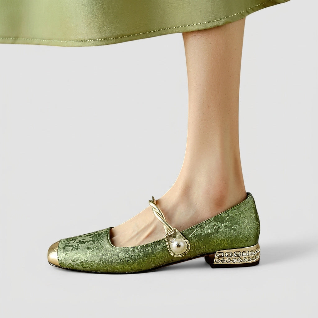 Damskie buty typu Mary Jane z roślinnym wzorem, metalicznym noskiem i zdobionym obcasem-Footwear for women-Olave