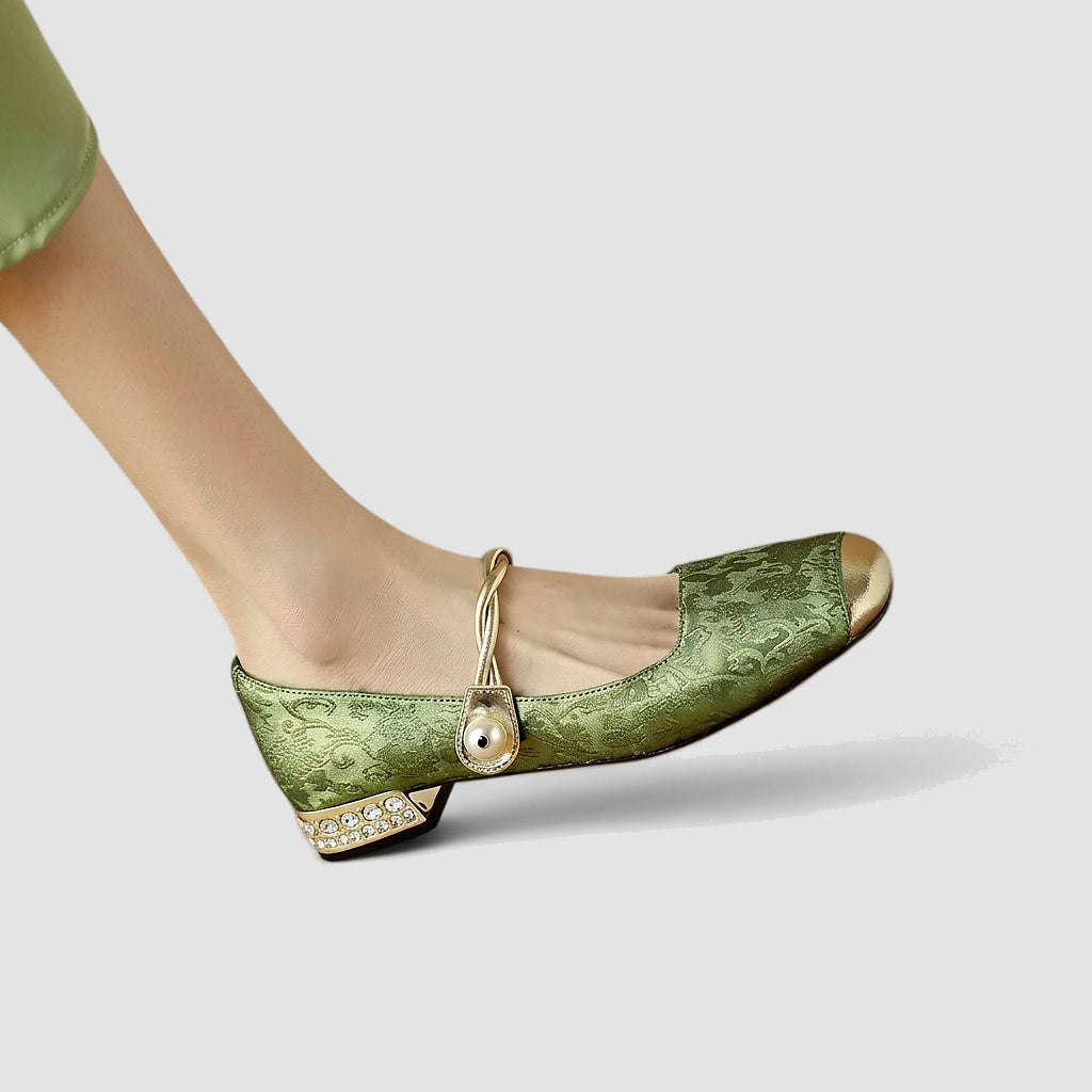 Damskie buty typu Mary Jane z roślinnym wzorem, metalicznym noskiem i zdobionym obcasem-Footwear for women-Olave