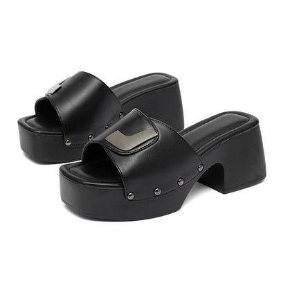 Damskie klapki na platformie z obcasem typu słupek i metalicznym detalem-Footwear for women-Olave