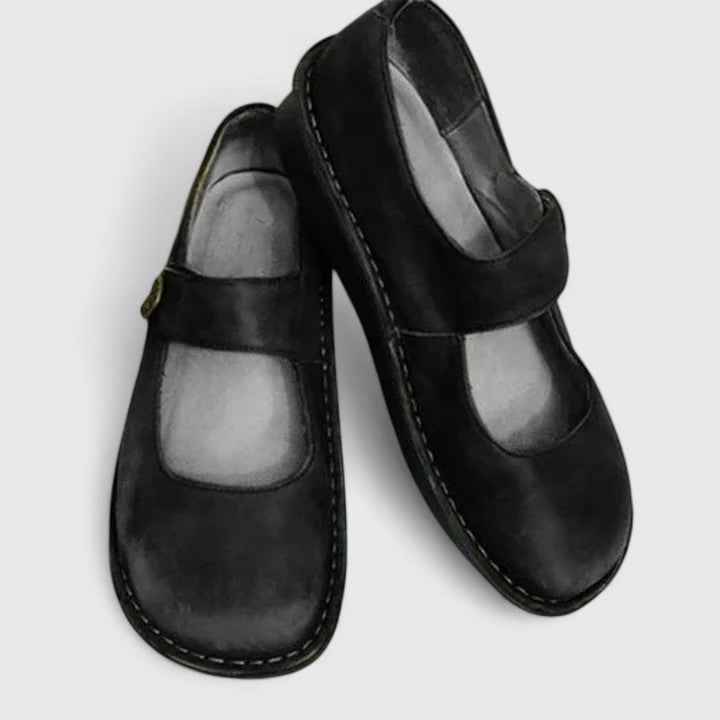 Damskie półbuty typu Mary Jane z paskiem-Footwear for women-Olave