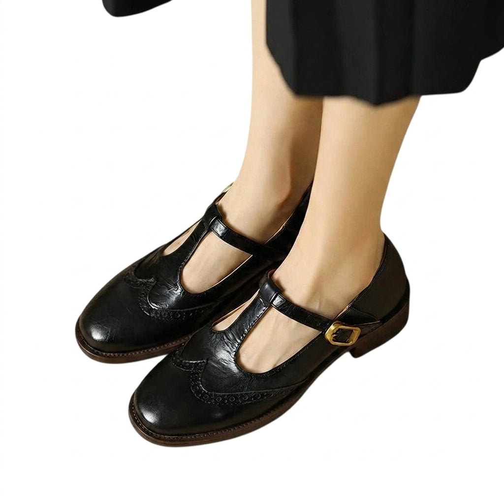 Damskie półbuty typu Mary Jane z paskiem T i perforacjami-Footwear for women-Olave