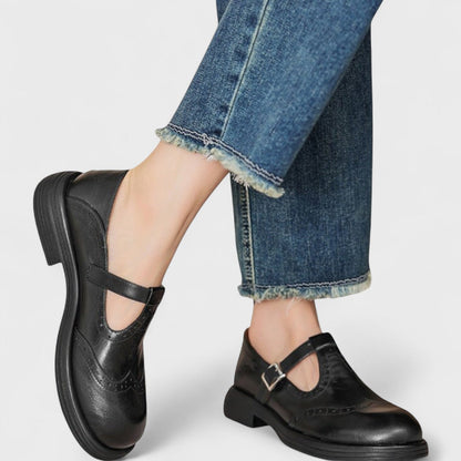 Damskie półbuty typu T-strap ze zdobieniami brogue i klamrą-Shoes for women-Olave