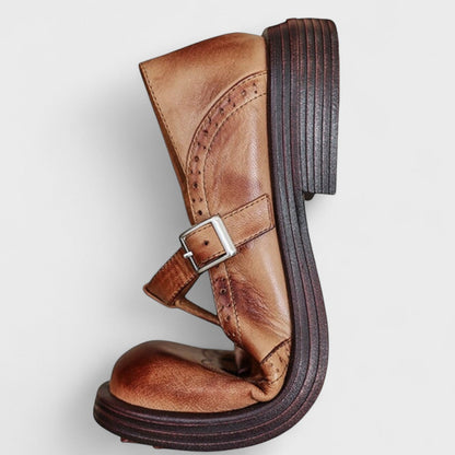 Damskie półbuty typu T-strap ze zdobieniami brogue i klamrą-Shoes for women-Olave