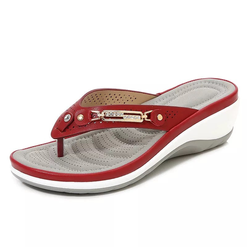 Damskie sandały japonki na koturnie z metalicznym detalem-Footwear for women-Olave