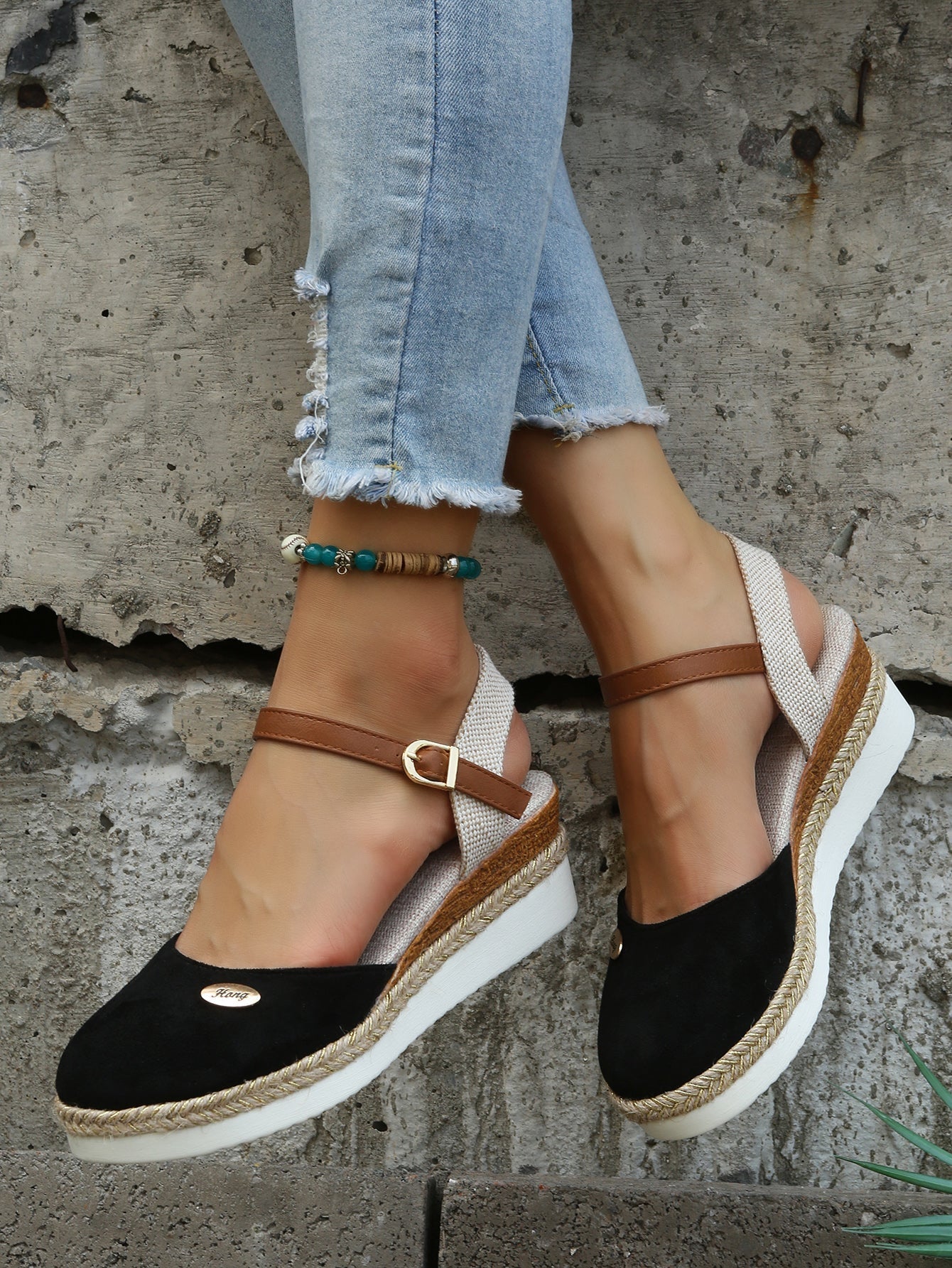 Damskie sandały na koturnie typu espadryle z paskiem na kostce-Footwear for women-Olave