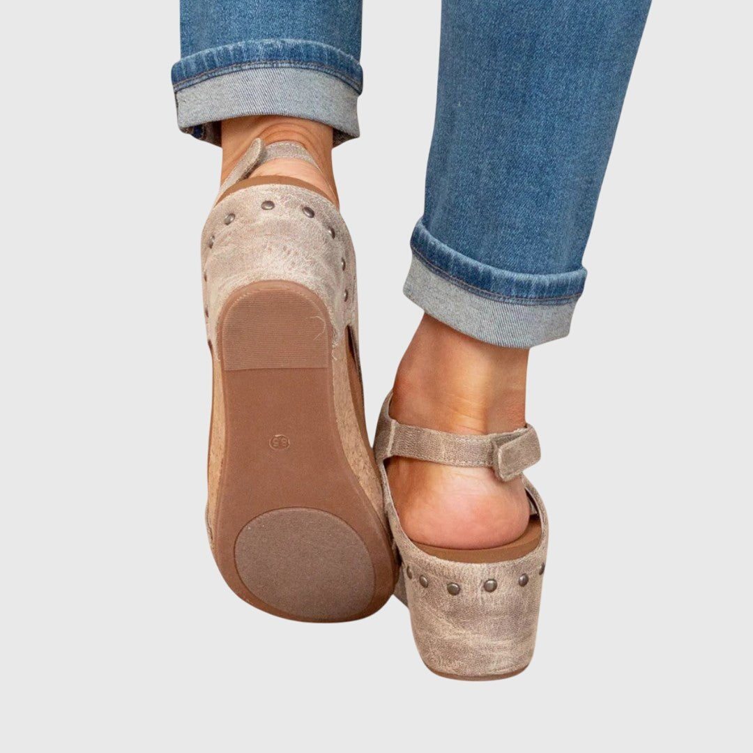 Damskie sandały na koturnie z korka z odkrytymi palcami-Footwear for women-Olave
