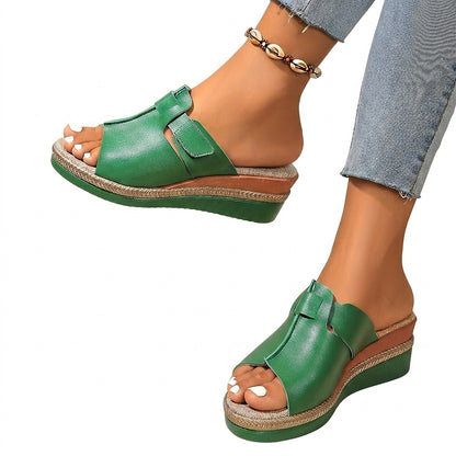 Damskie sandały na koturnie z zapięciem na rzep-Footwear for women-Olave