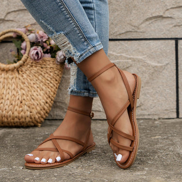 Damskie sandały płaskie z krzyżowanymi paskami i zamkiem z tyłu-Footwear for women-Olave