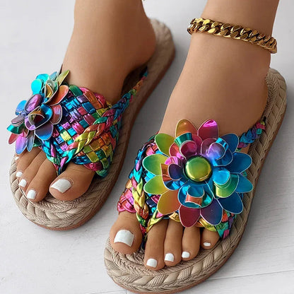Damskie sandały z plecionymi paskami i kwiatem-Footwear for women-Olave