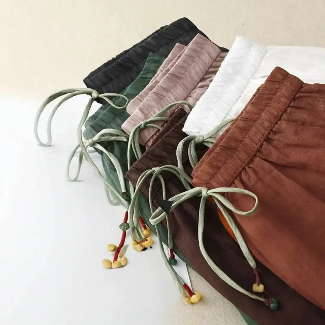 Damskie spodnie z wysokim stanem, prostą nogawką, sznurkiem i kieszeniami bocznymi-Pants for Women-Olave