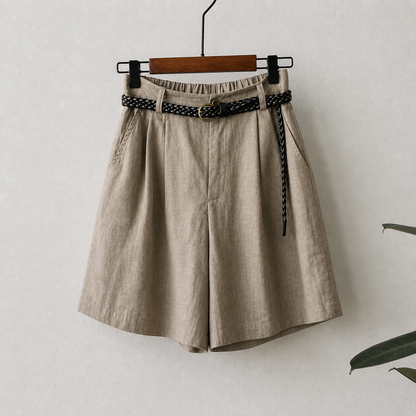 Damskie szorty z wysokim stanem, zakładkami, szlufkami i kieszeniami bocznymi-Shorts for women-Olave