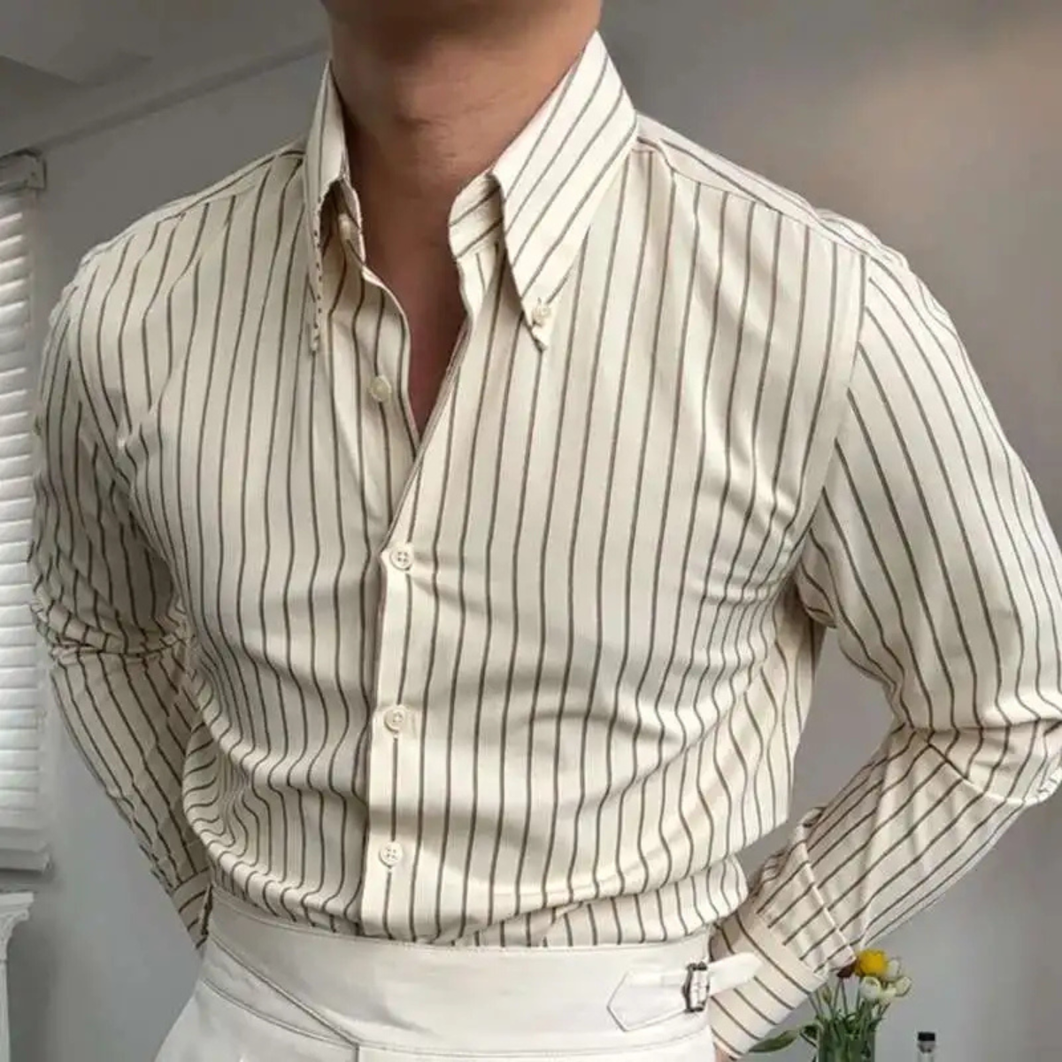 Męska koszula z kołnierzem button-down, długimi rękawami i wzorem w paski-Shirts for Men-Olave