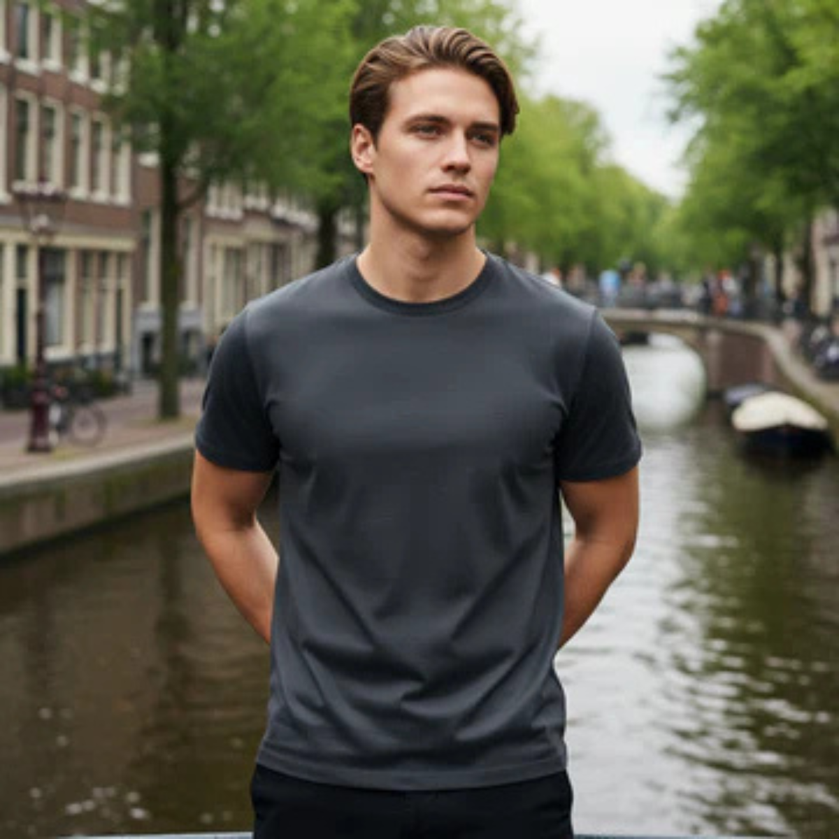 Męska koszulka z krótkim rękawem, okrągłym dekoltem i prostym dołem-T-shirt for men-Olave