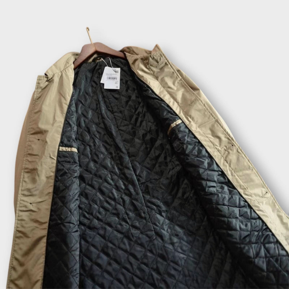 Męski płaszcz średniej długości zapinany na guziki-Coats for men-Olave