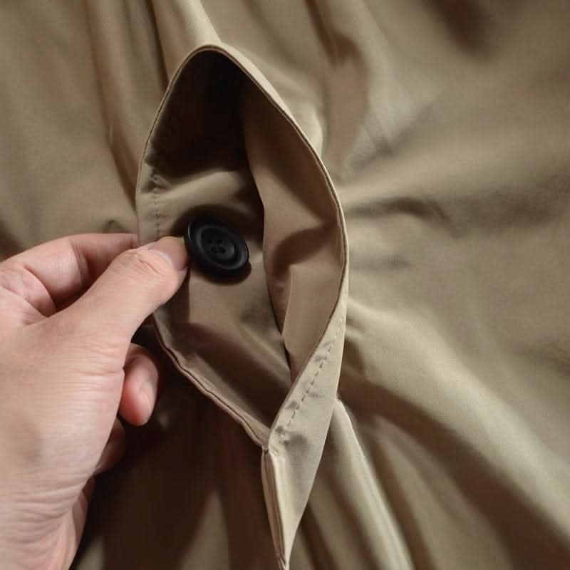 Męski płaszcz średniej długości zapinany na guziki-Coats for men-Olave