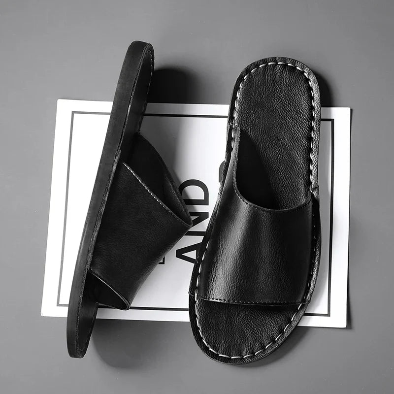 Męskie Klapki z Otwartym Przodem i Szerokim Paskiem oraz Przeszyciem na Krawędzi-Footwear for men-Olave