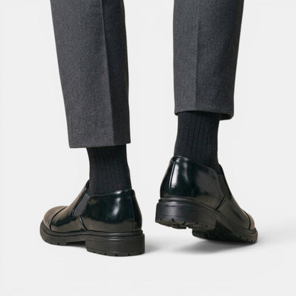 Męskie wsuwane półbuty typu brogsy z elastycznymi panelami bocznymi-Footwear for men-Olave