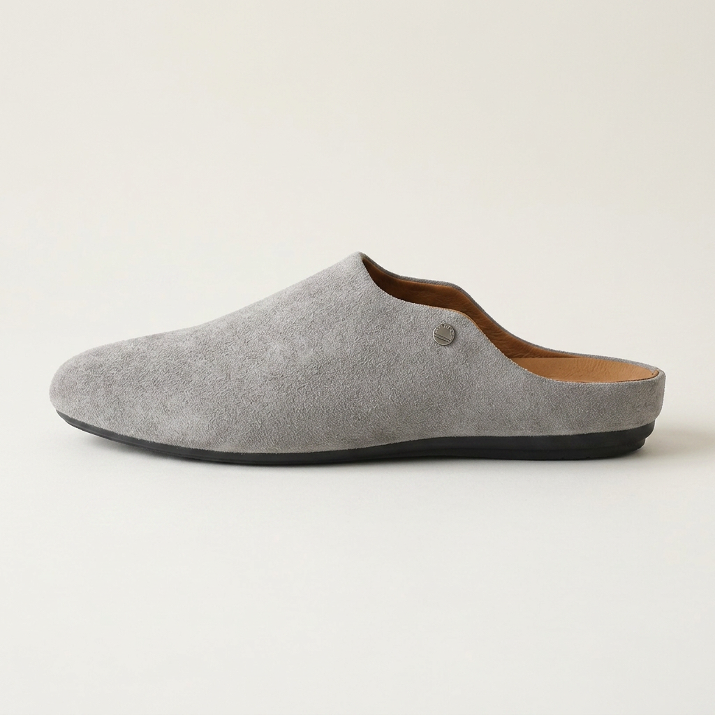 Męskie zamszowe mule z metalowymi ćwiekami-Footwear for men-Olave